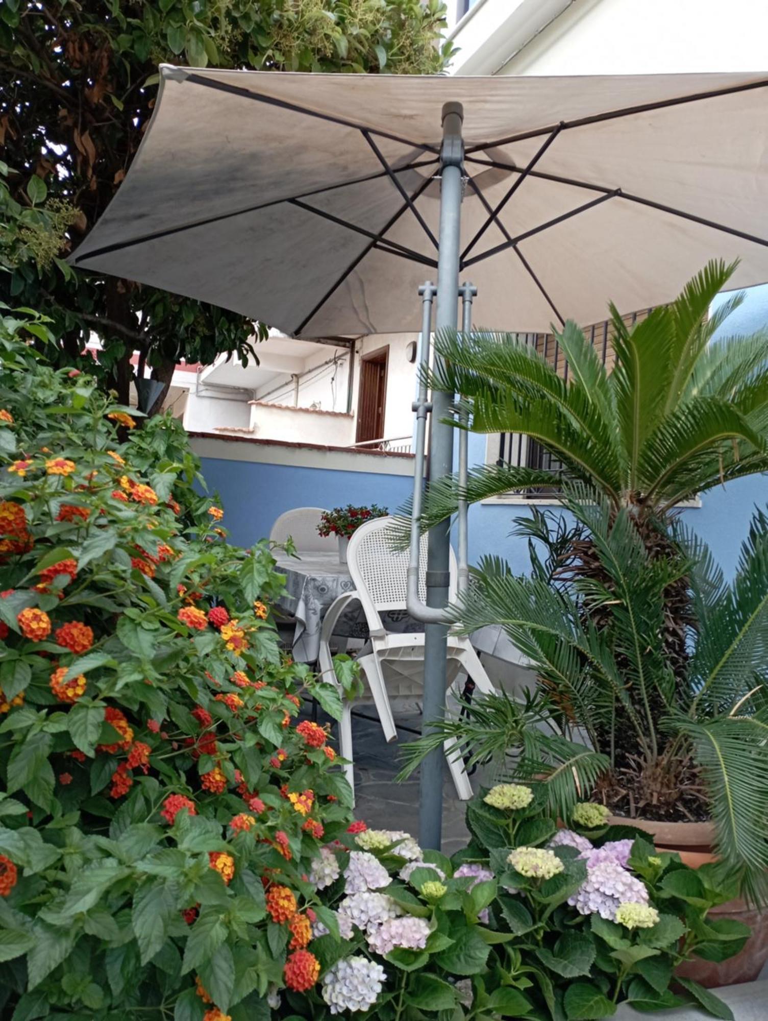 B&B Betania Riposto Bagian luar foto